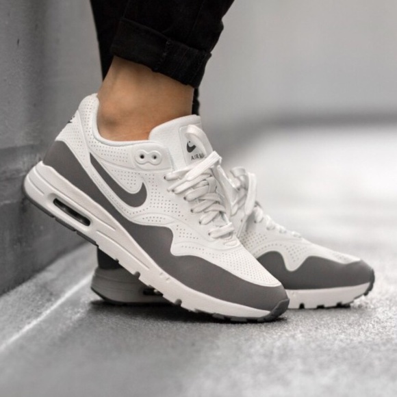 Nike Shoes - Nike air max sneakers ⭕️FINAL PRICE❗️